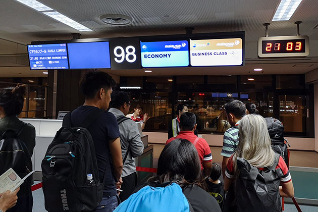 MH71便搭乗口
