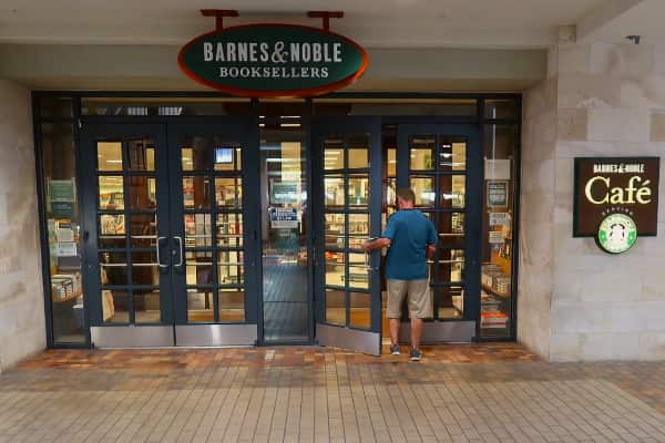 Barnes & Noble