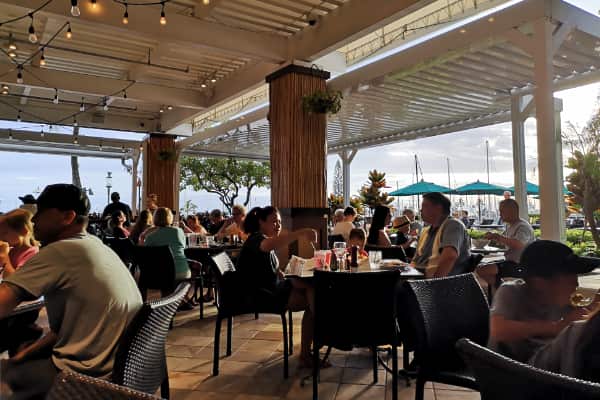 Cinnamon's at the Ilikai