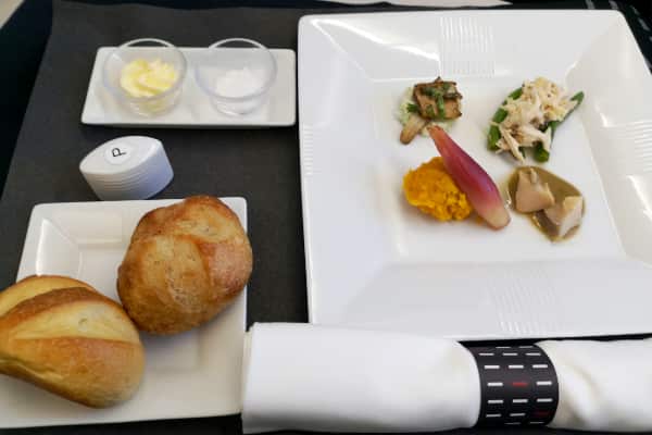 JALビジネスクラス機内食